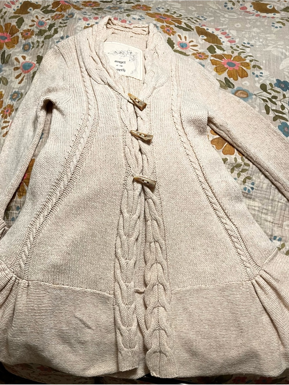 Angel Of The North Cream Cable-Knit Toggle Cardigan